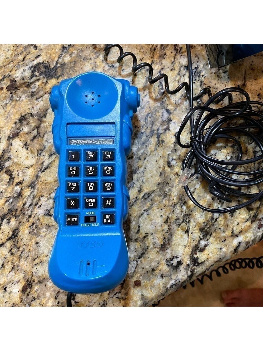 Vintage Tyco Mickey Mouse touchtone phone - Picture 2 of 5